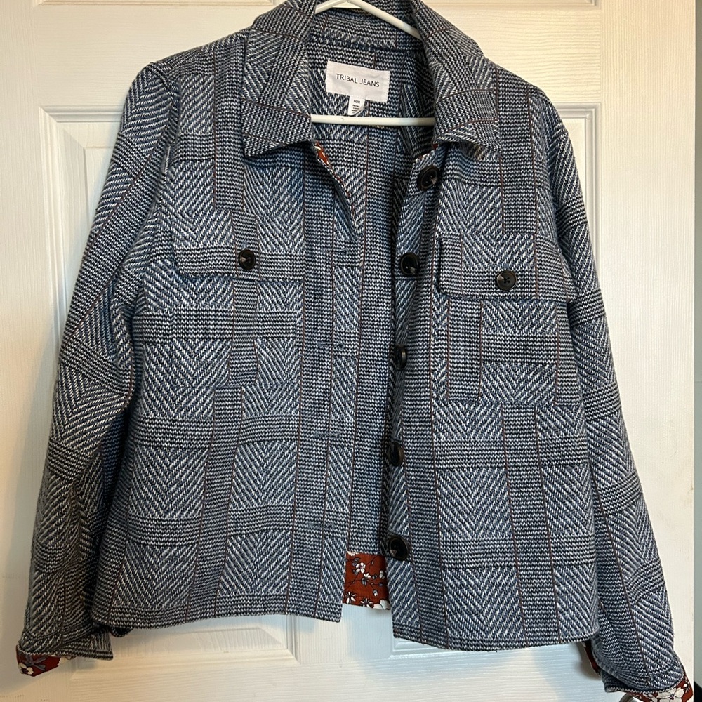 Women's Black and White Jacket